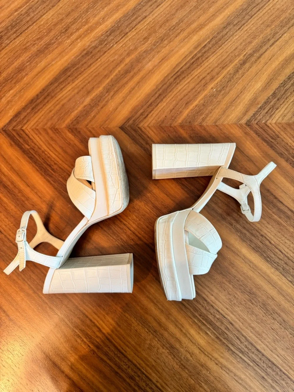 Arezzo Croc Embossed Platform Block Heel Sandals Nude US 9